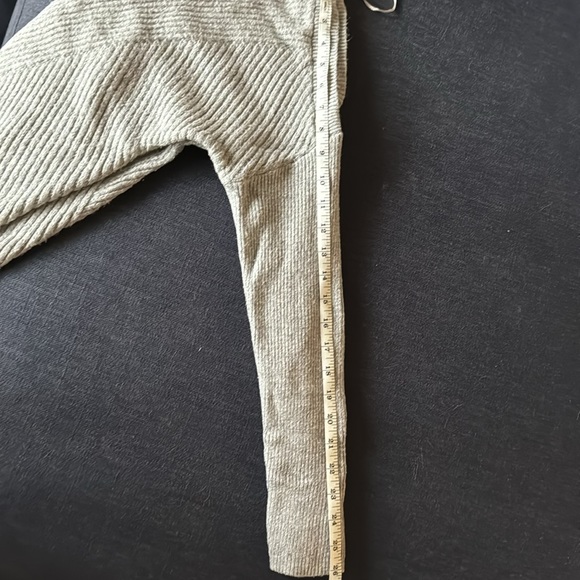 RW and Co grey sweater dress shoulder cutouts - Picture 3 of 5